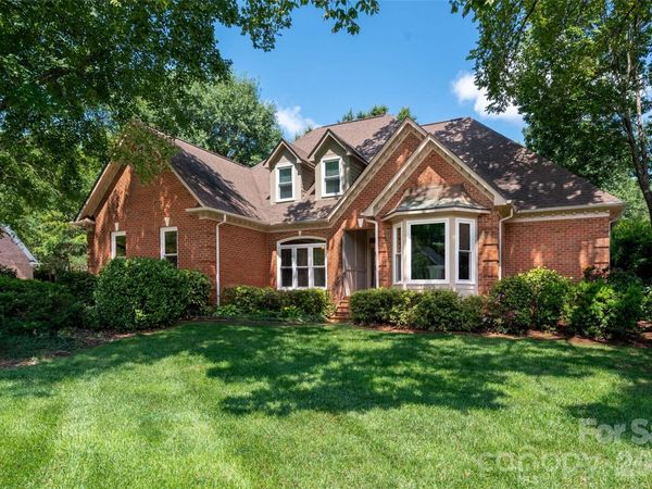 12818 Darby Chase Drive, Charlotte, NC 28277