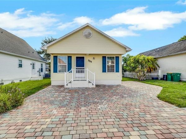 254 Leawood CIR , NAPLES, FL 34104