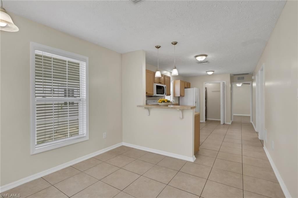 254 Leawood Cir , Naples, FL 34104 Photo