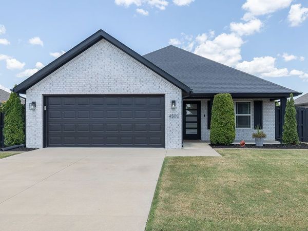 4502 W Barhem Drive , Fayetteville, AR 72704