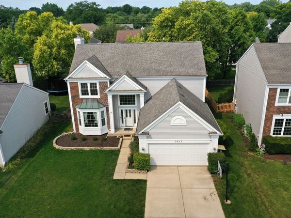1657 Fairport Drive , Grayslake, IL 60030