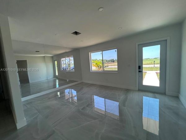 345 SW 18th Ave , Homestead, FL 33030