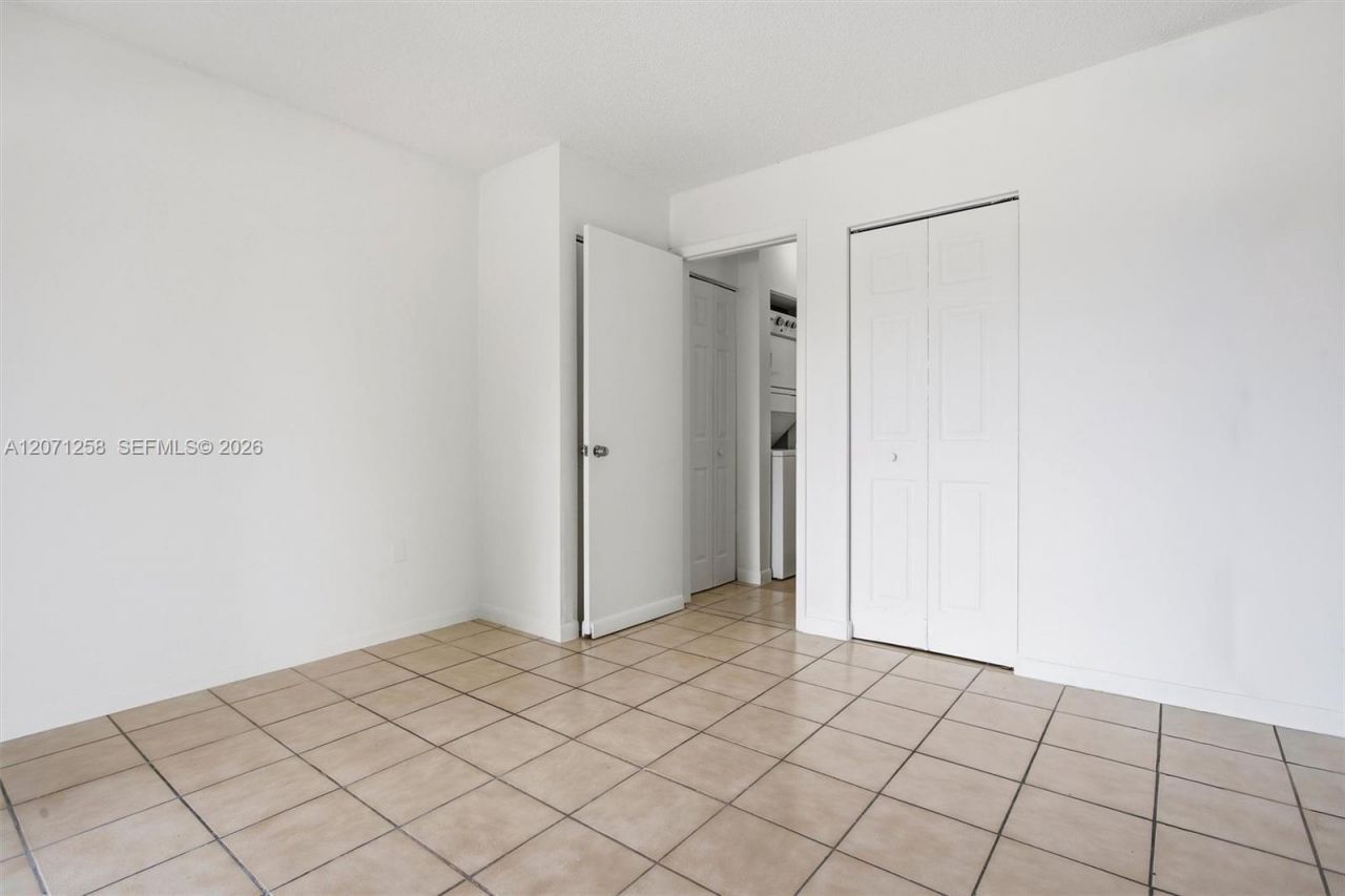 810 SW 129th Pl , Unit 209, Miami, FL 33184 Photo