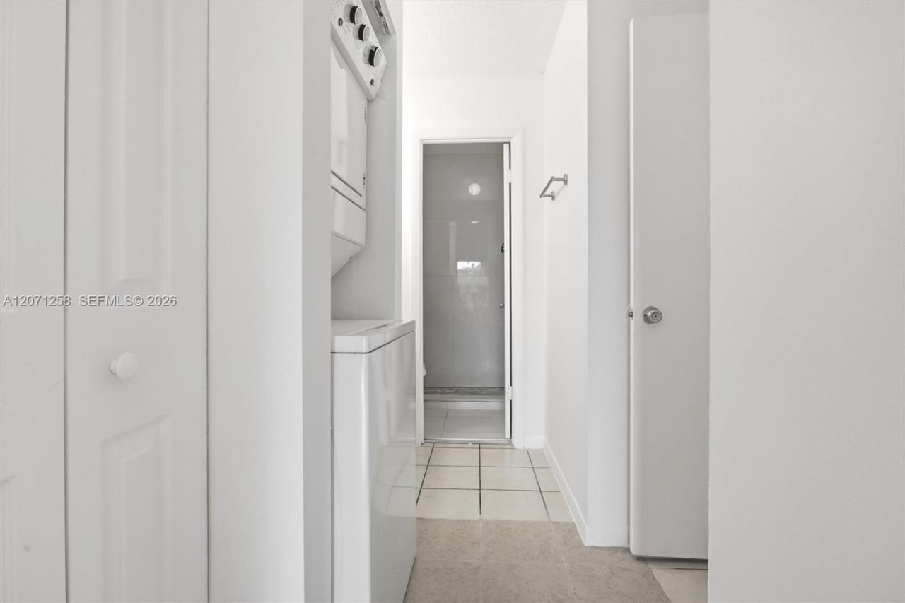 810 SW 129th Pl , Unit 209, Miami, FL 33184 Photo