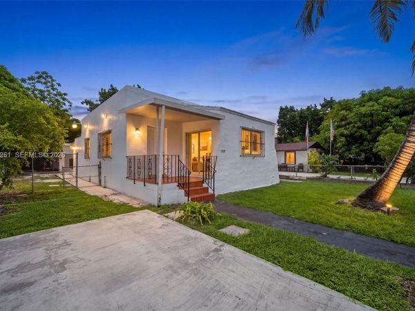 1227 NW 27th St , Unit 1227, Miami, FL 33142
