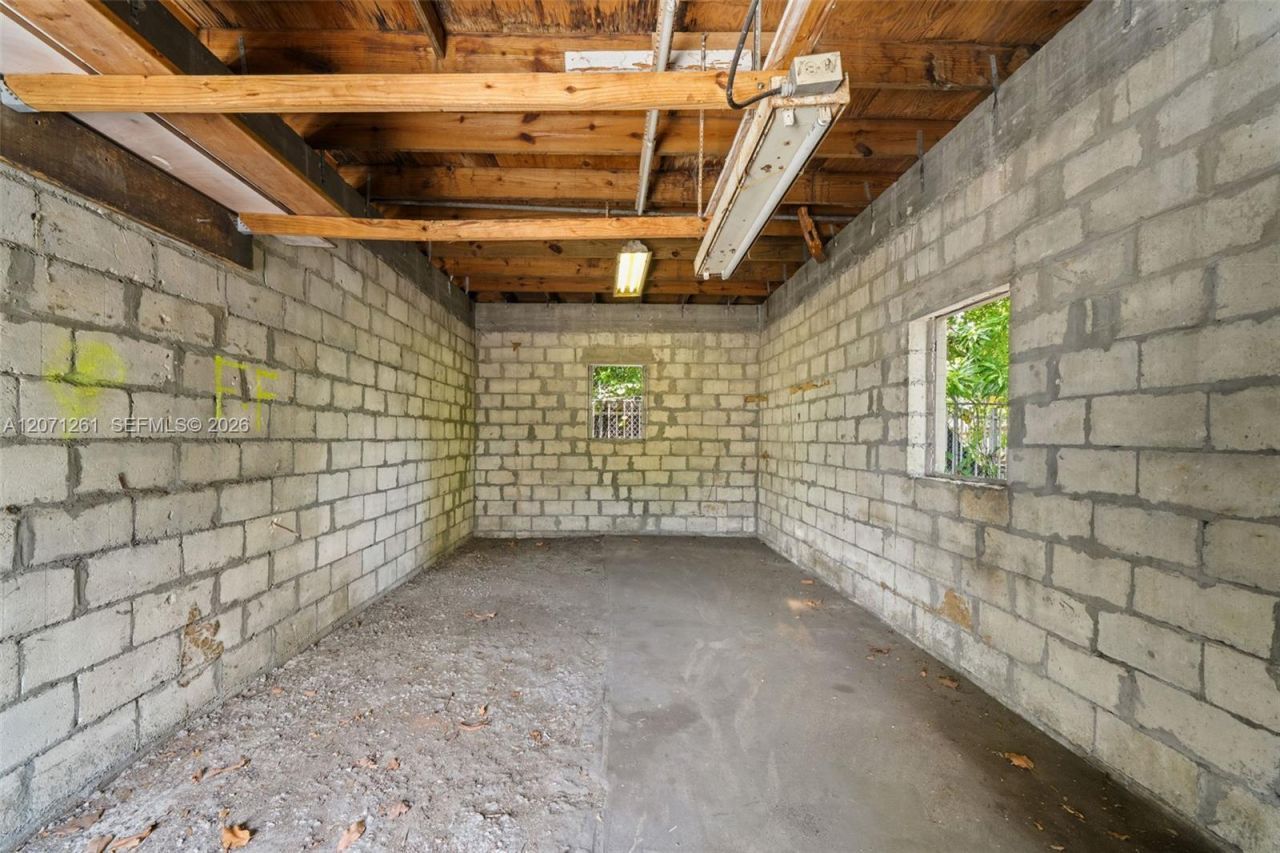 1227 NW 27th St , Unit 1227, Miami, FL 33142 Photo