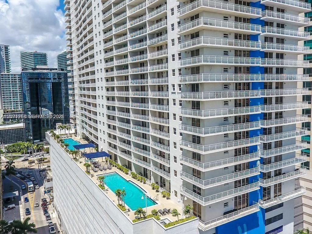 1200 Brickell Bay Dr , Unit 1518, Miami, FL 33131 Photo
