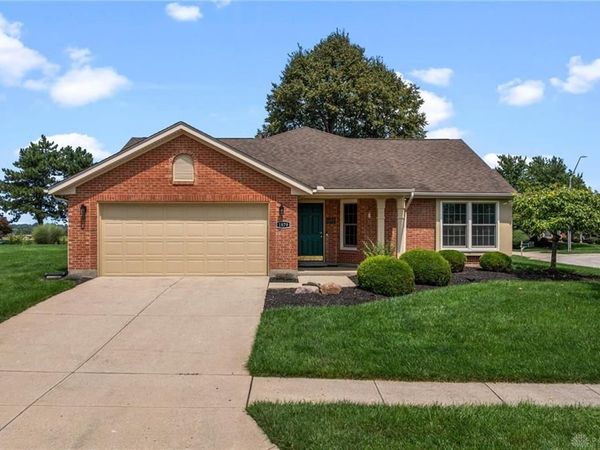 1879 Brandonhall Drive, Miamisburg, OH 45342