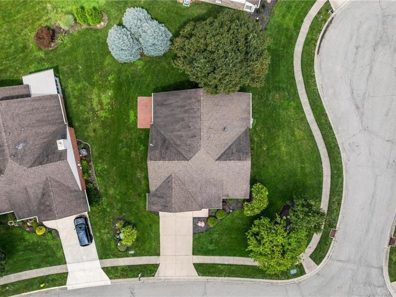 1879 Brandonhall Drive, Miamisburg, OH 45342 Photo 37