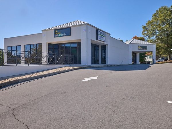 10901 Financial Centre Parkway, Little Rock, AR 72211