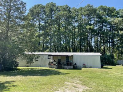 200 Sings Lane, Holly Hill, SC 29059