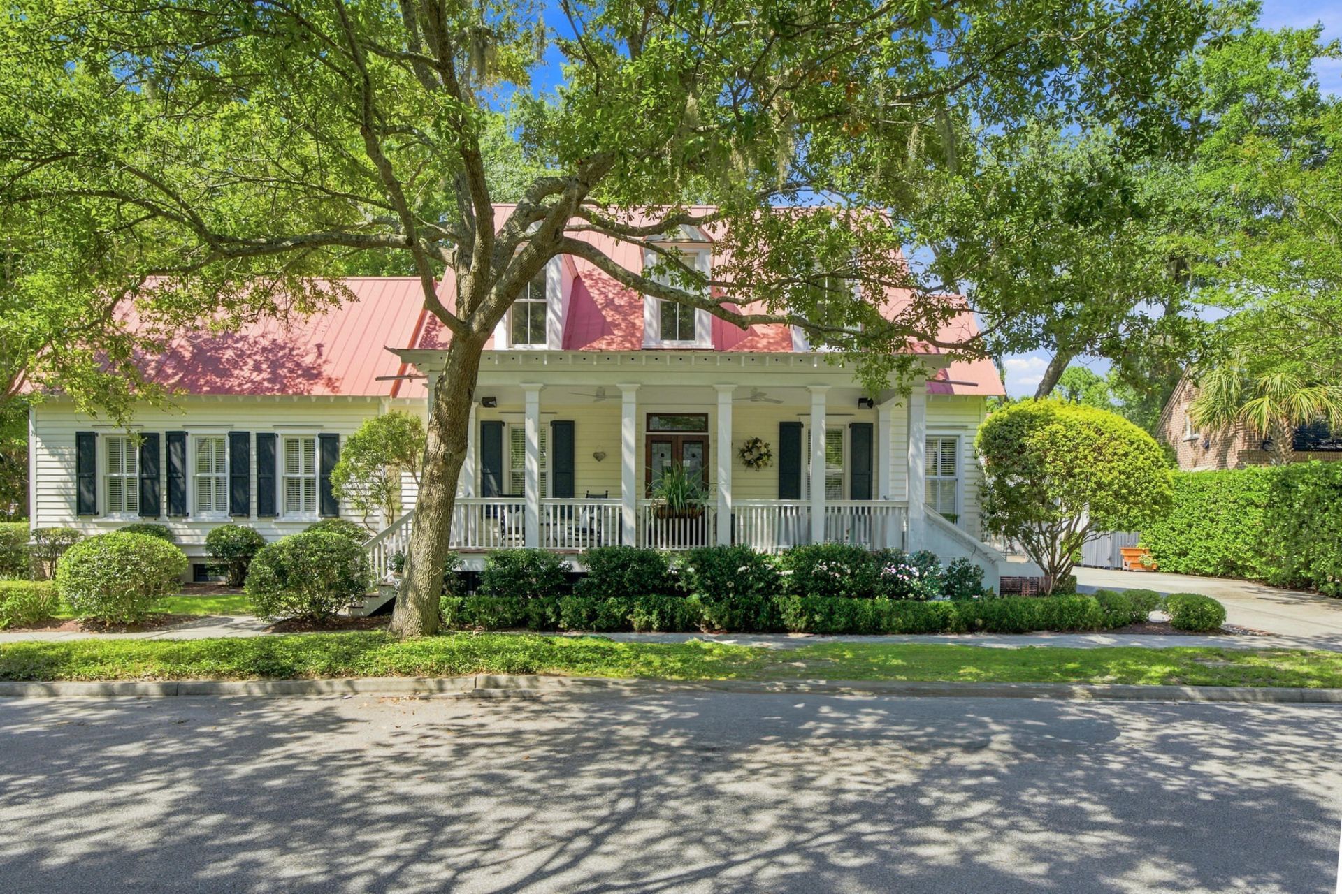 55 Montrose Road Photo 1