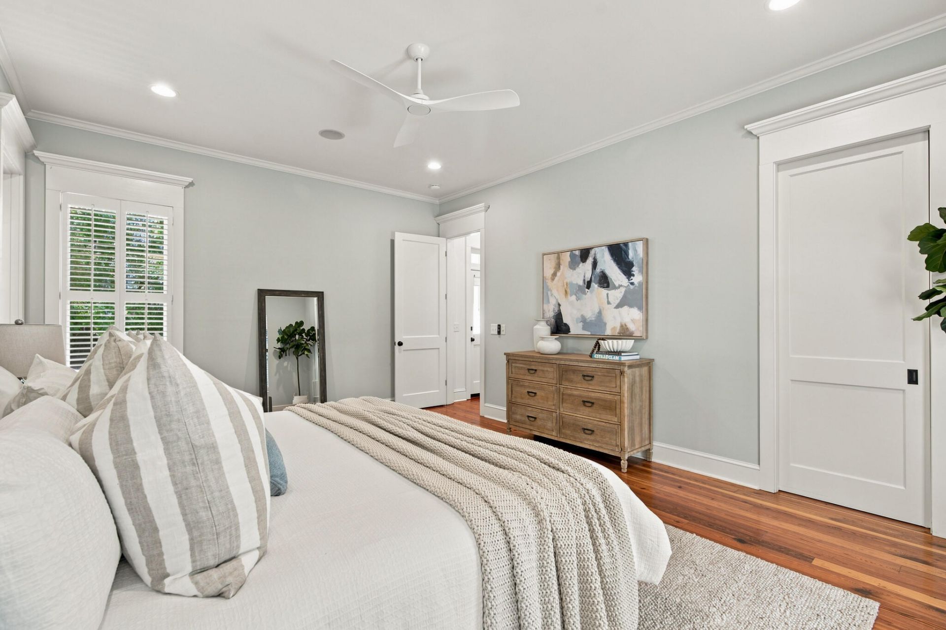 55 Montrose Road Photo 23