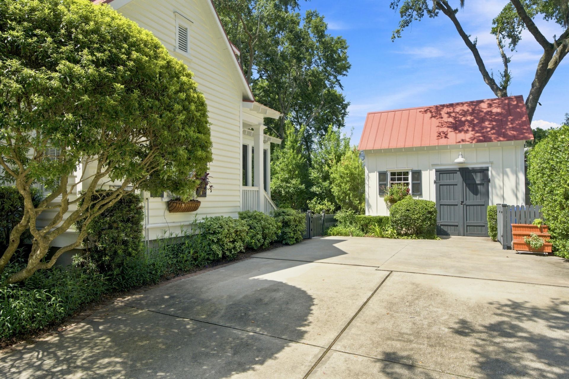 55 Montrose Road Photo 46