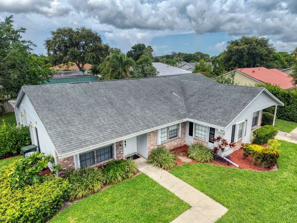 1350 Riverside Circle, Unit 1, Wellington, FL 33414
