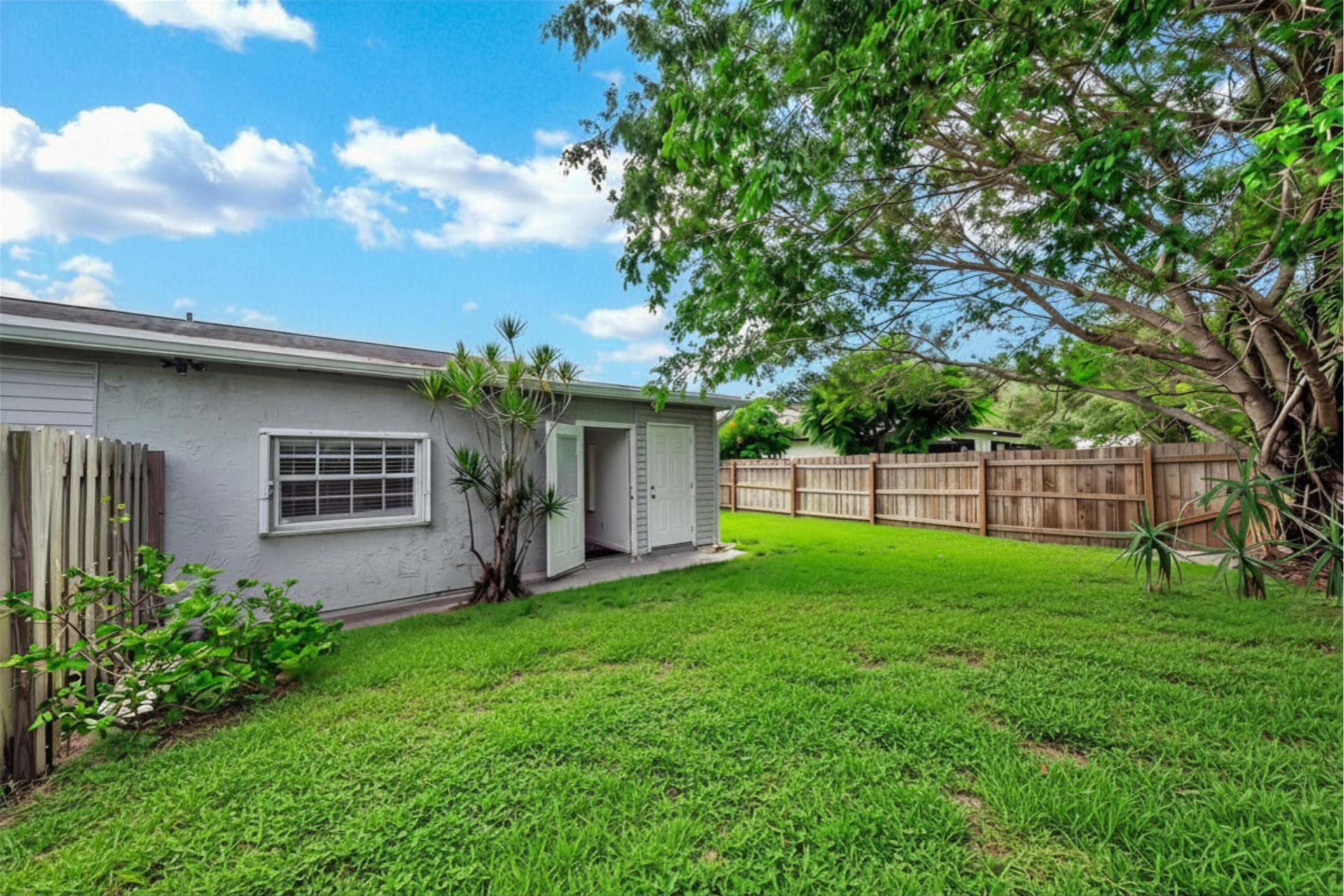 1350 Riverside Circle, Unit 1, Wellington, FL 33414 Photo