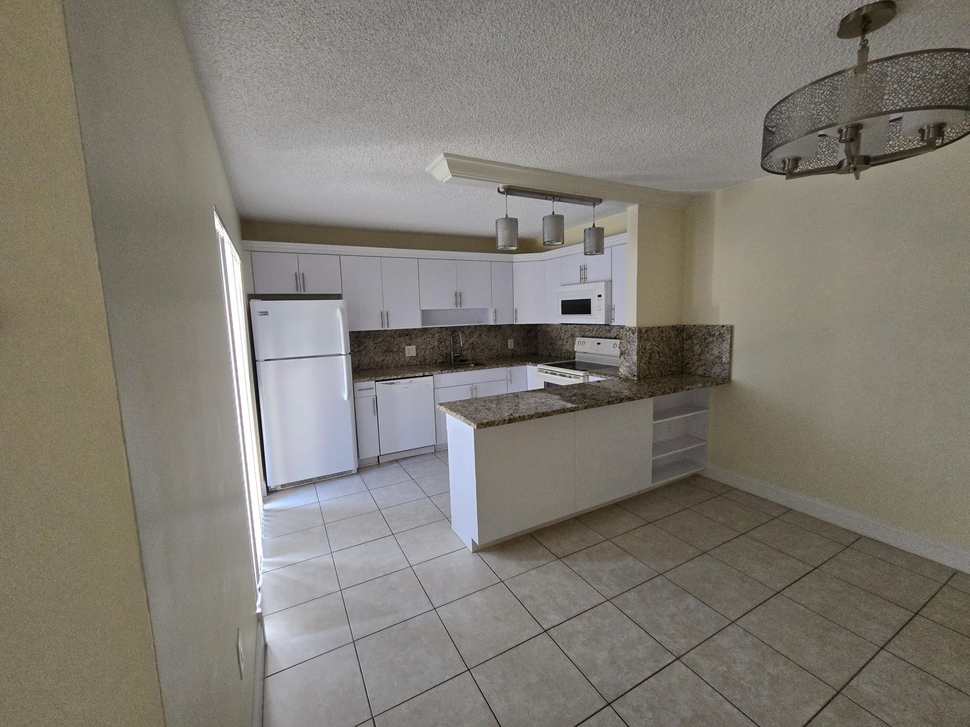 3232 Meridian Way N, Unit B, Palm Beach Gardens, FL 33410 Photo