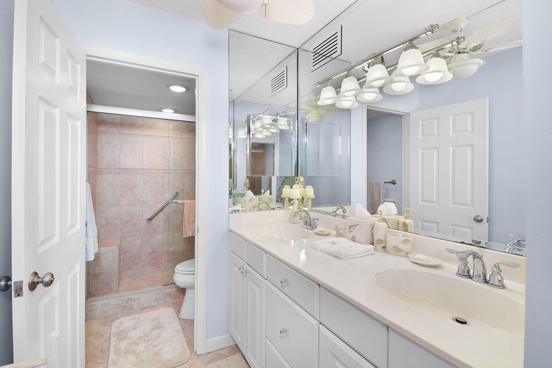 9940 S Ocean Drive, Unit 1101, Jensen Beach, FL 34957 Photo