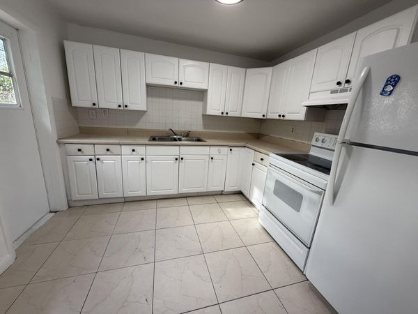 3705 SW 13th Court, Unit 1-5, Fort Lauderdale, FL 33312