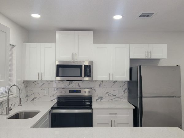 618 SW 14TH Terrace, Unit 2, Fort Lauderdale, FL 33312