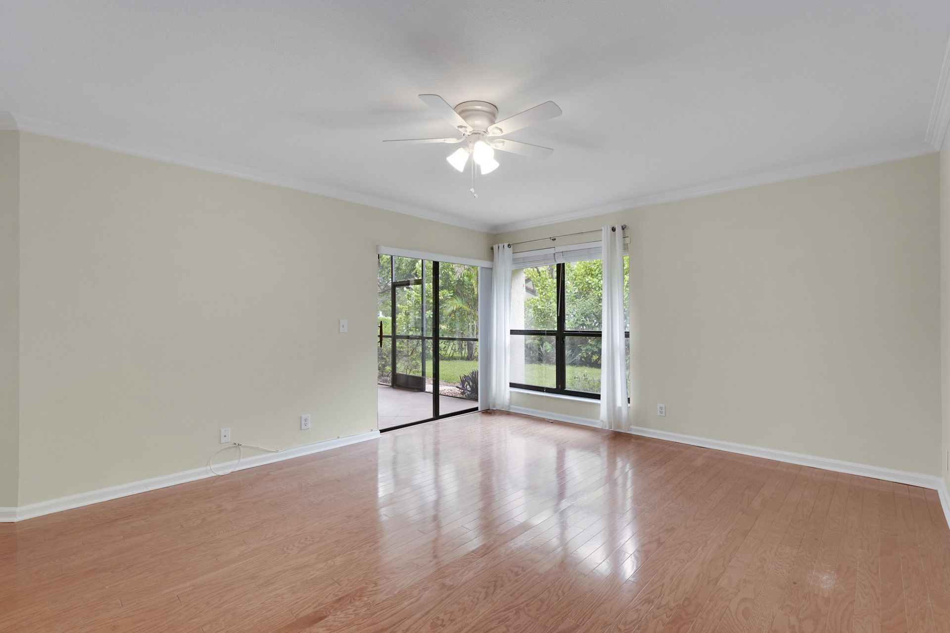 13 Lexington Lane E, Unit A, Palm Beach Gardens, FL 33418 Photo