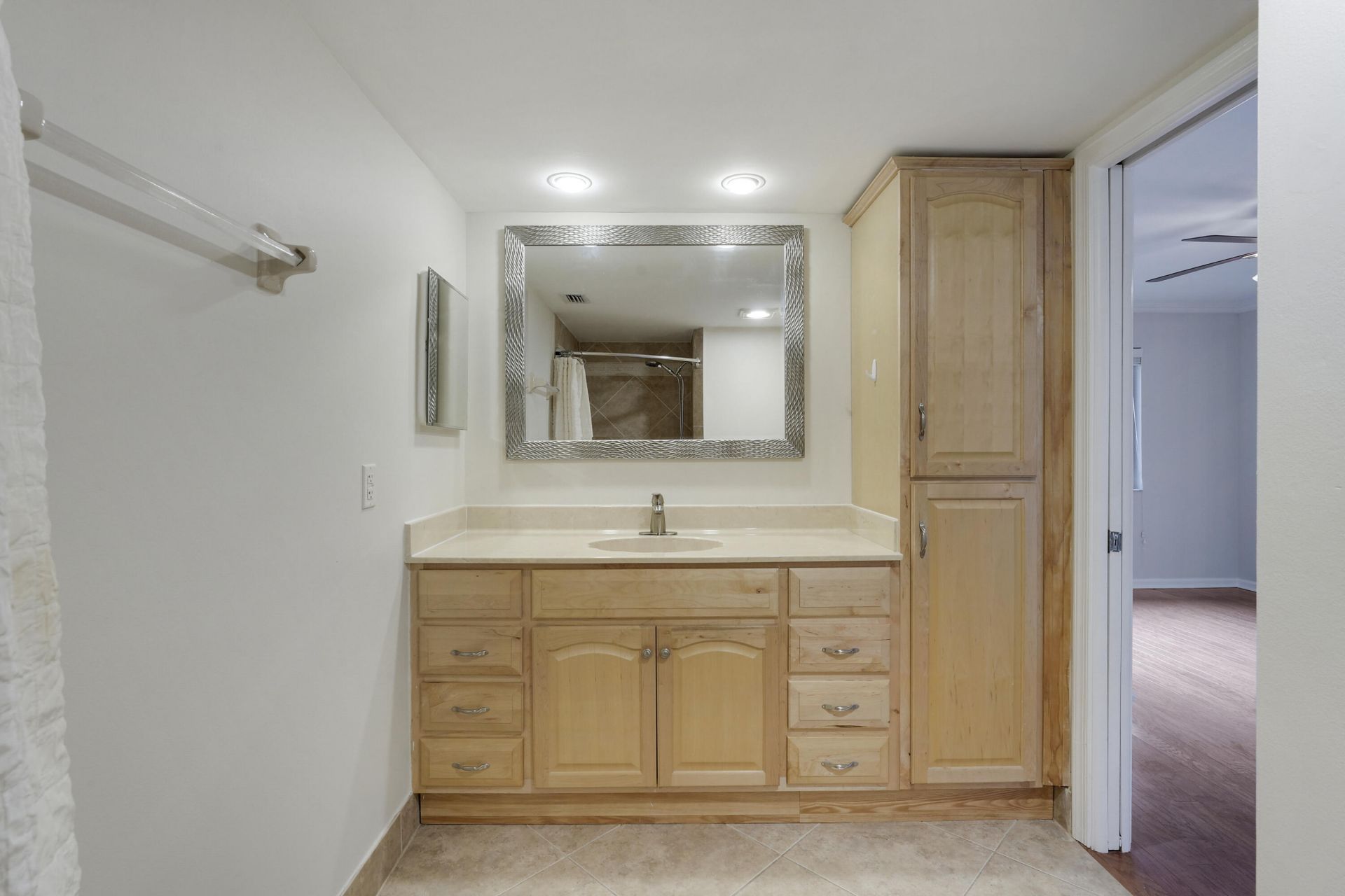13 Lexington Lane E, Unit A, Palm Beach Gardens, FL 33418 Photo