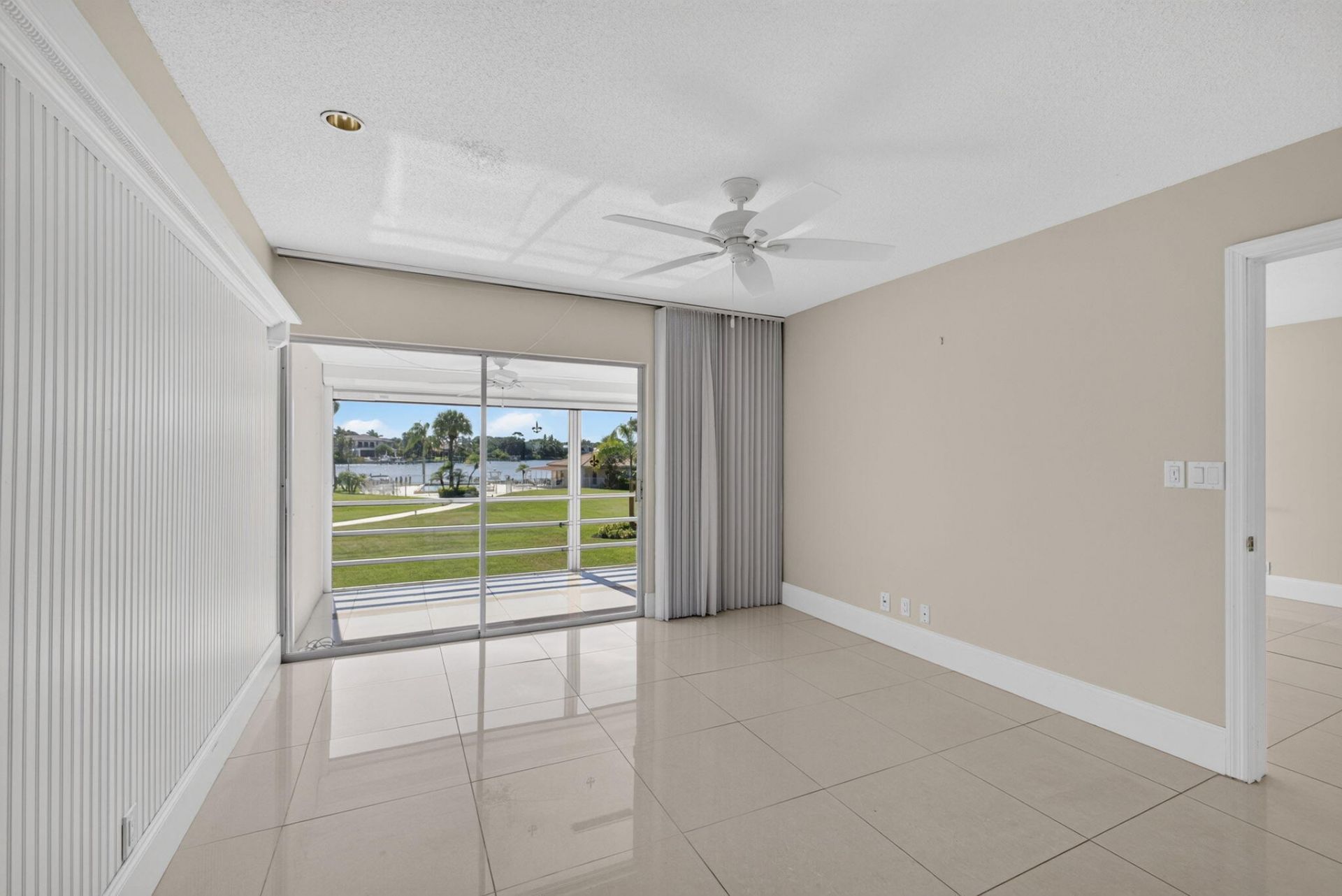 478 Tequesta Drive, Unit 204, Tequesta, FL 33469 Photo