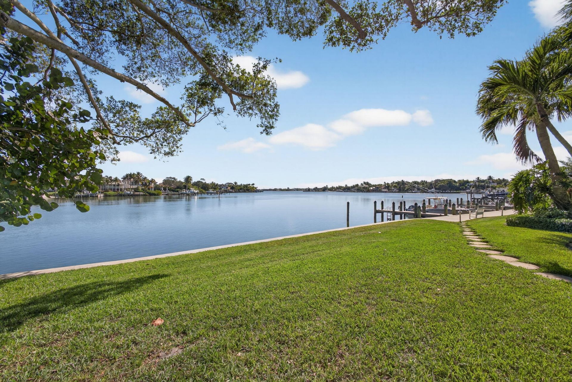 478 Tequesta Drive, Unit 204, Tequesta, FL 33469 Photo