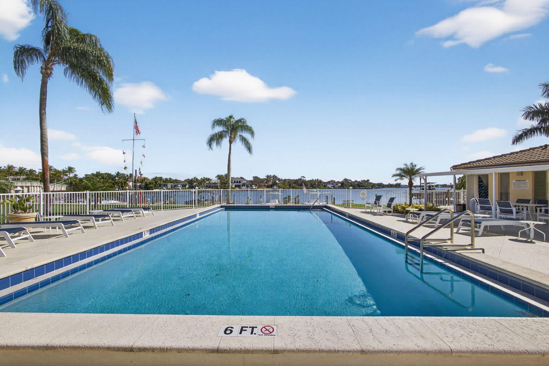 478 Tequesta Drive, Unit 204, Tequesta, FL 33469 Photo