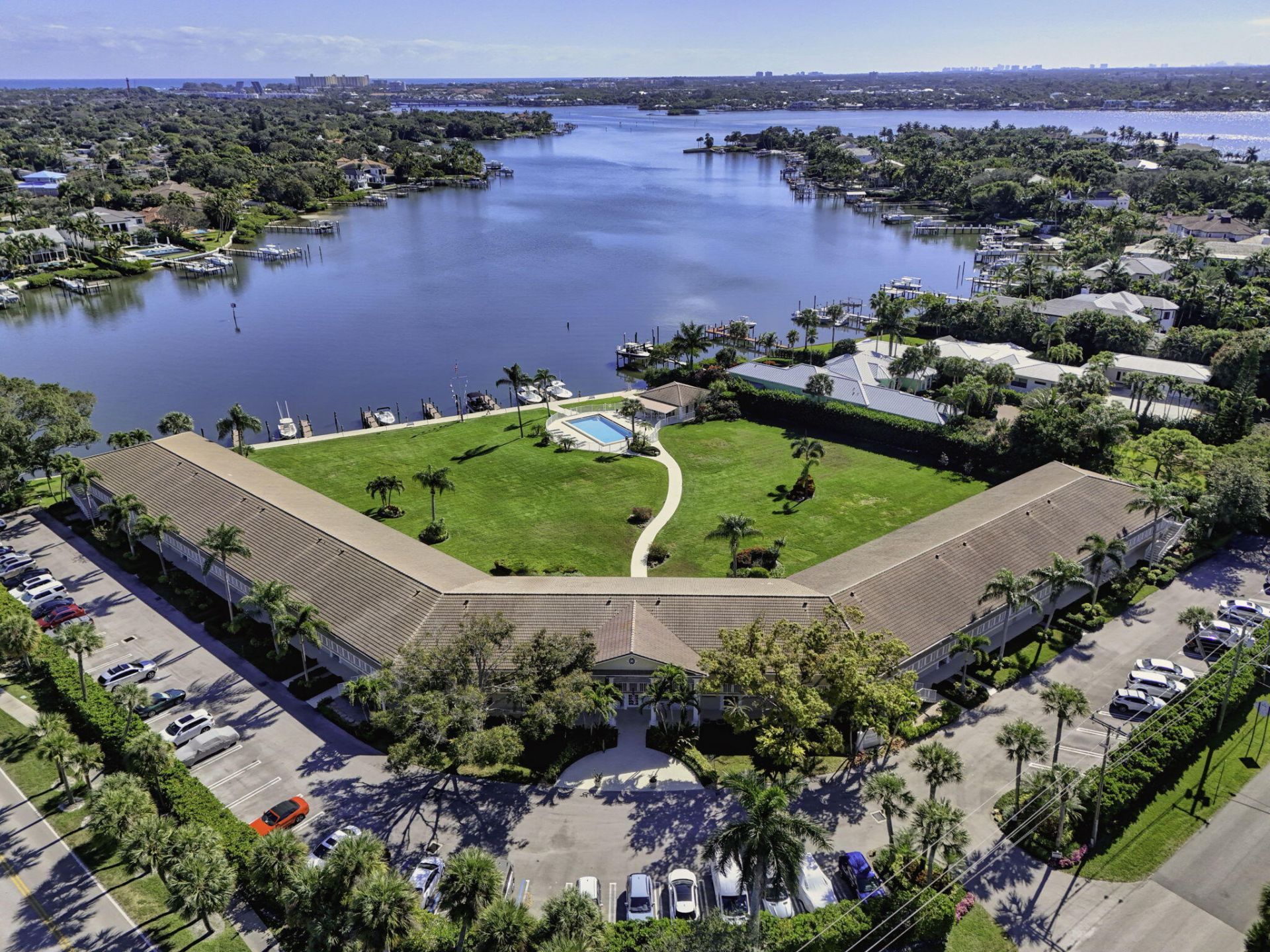 478 Tequesta Drive, Unit 204, Tequesta, FL 33469 Photo