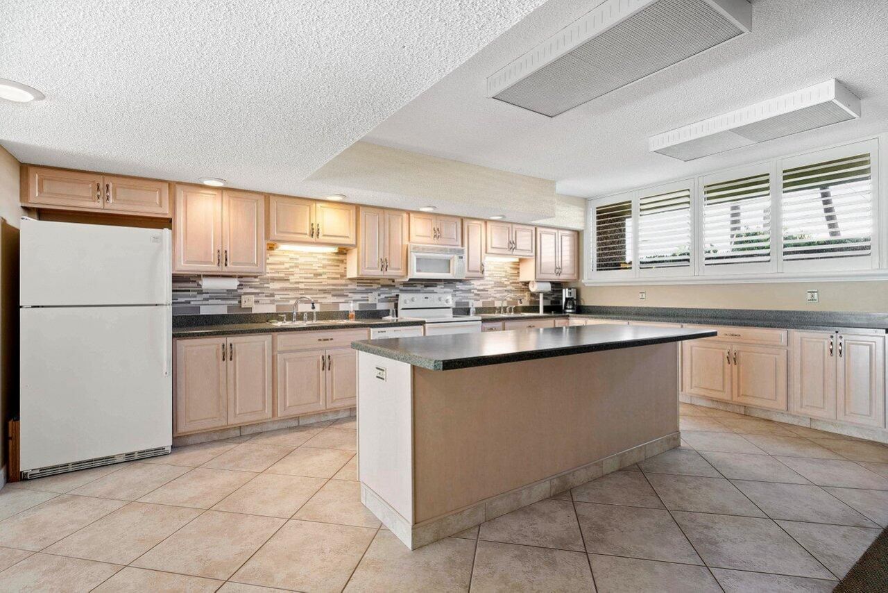 555 NW 4th Avenue, Unit 2150, Boca Raton, FL 33432 Photo