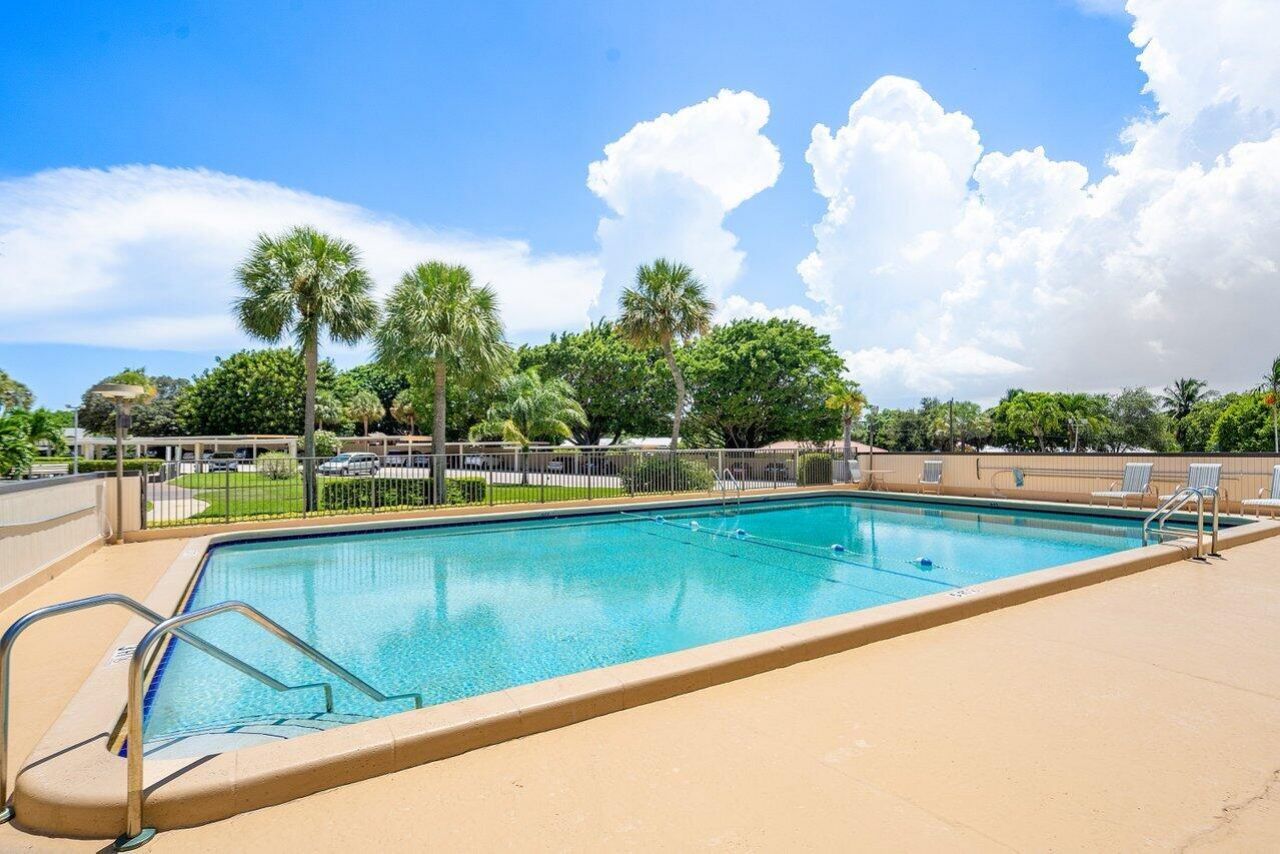 555 NW 4th Avenue, Unit 2150, Boca Raton, FL 33432 Photo