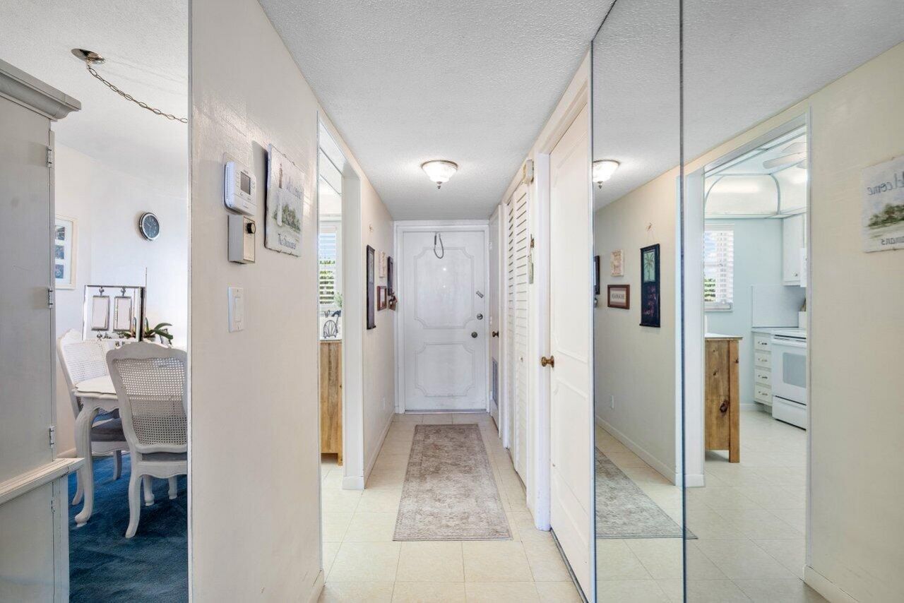 555 NW 4th Avenue, Unit 2150, Boca Raton, FL 33432 Photo