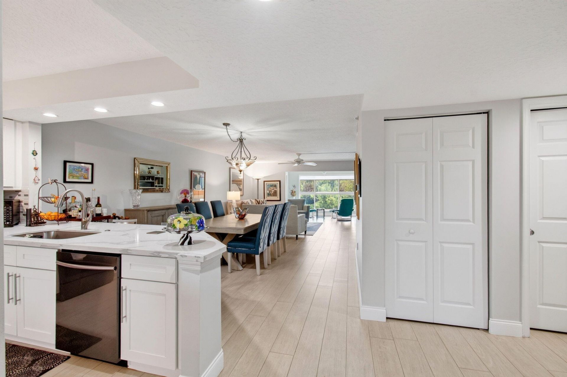 5746 Crystal Shores Drive, Unit 303, Boynton Beach, FL 33437 Photo