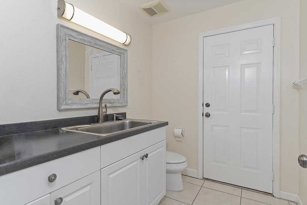 1106 N Lakeside Drive, Lake Worth Beach, FL 33460 Photo