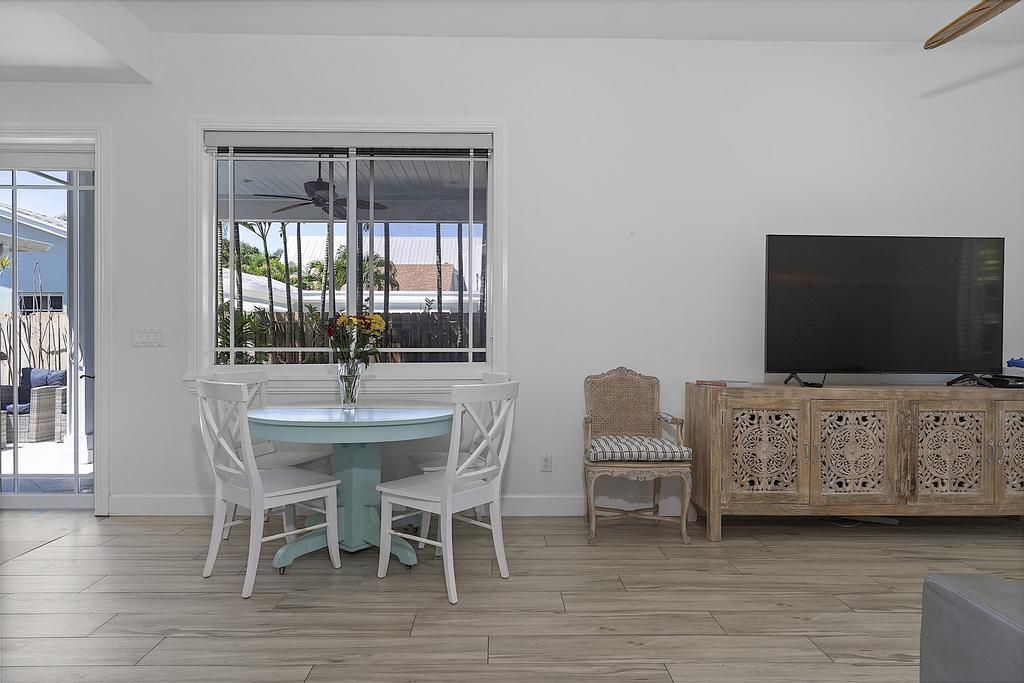 1106 N Lakeside Drive, Lake Worth Beach, FL 33460 Photo