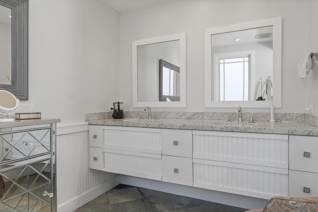 1106 N Lakeside Drive, Lake Worth Beach, FL 33460 Photo