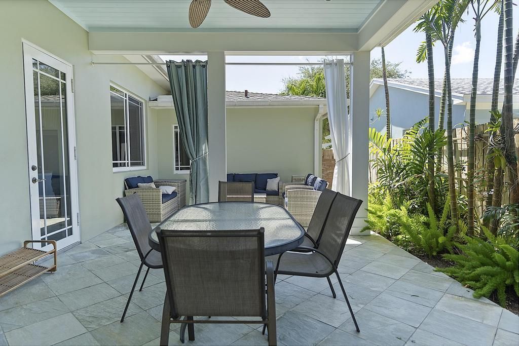 1106 N Lakeside Drive, Lake Worth Beach, FL 33460 Photo
