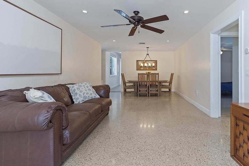 1106 N Lakeside Drive, Lake Worth Beach, FL 33460 Photo