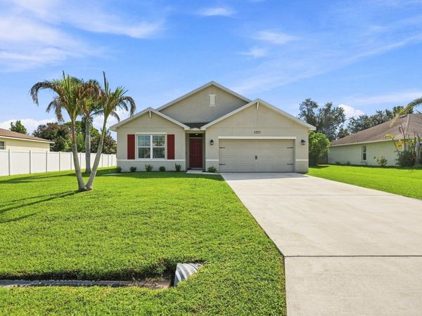 1617 SE SHEPARD Lane, Port St. Lucie, FL 34983