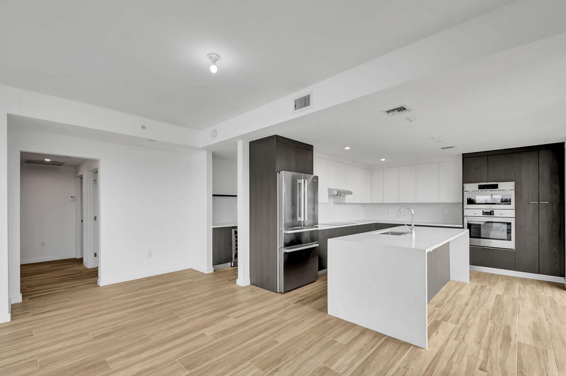 117 Lake Avenue, Unit 304, Lake Worth Beach, FL 33460 Photo