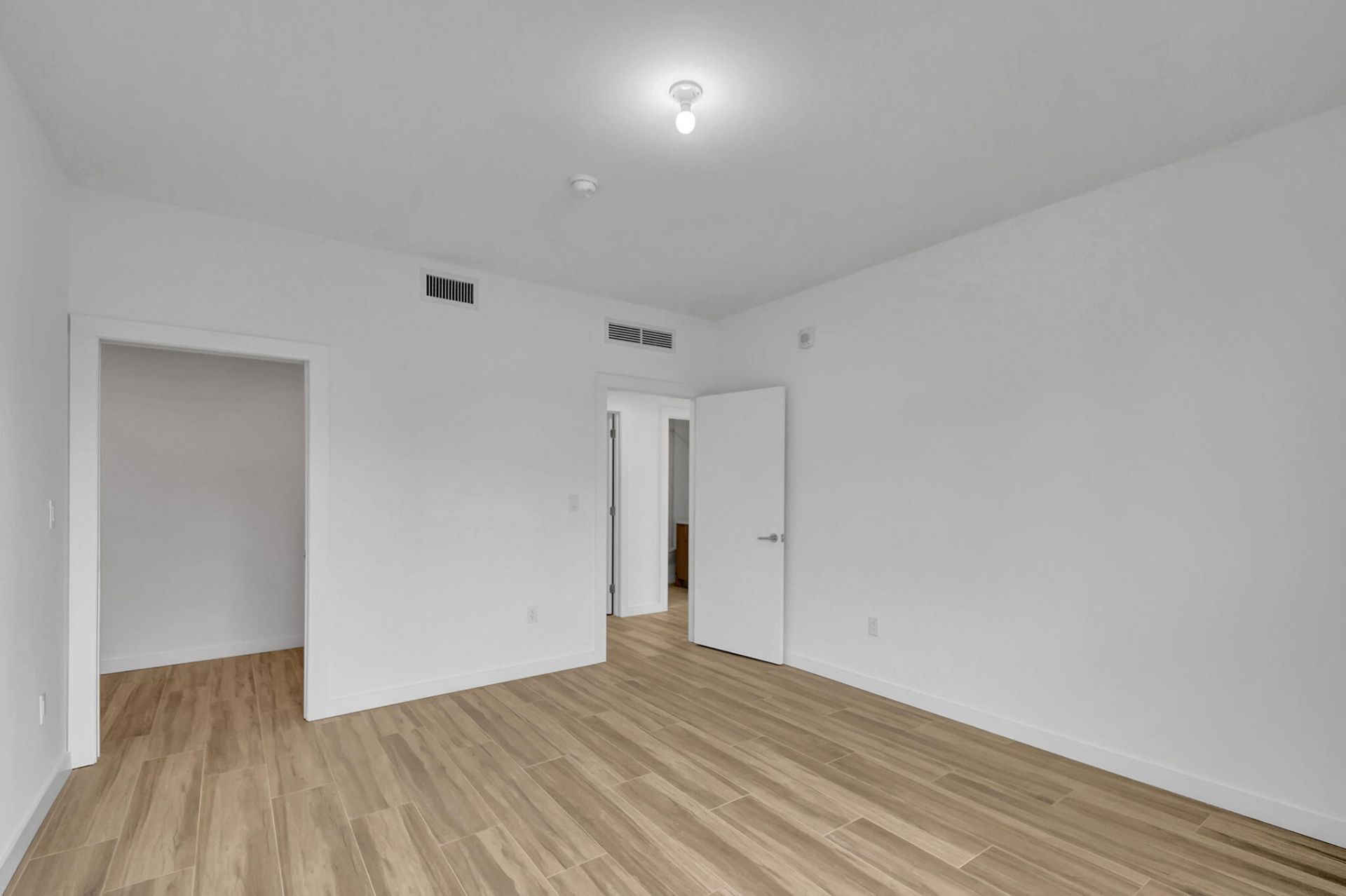 117 Lake Avenue, Unit 304, Lake Worth Beach, FL 33460 Photo