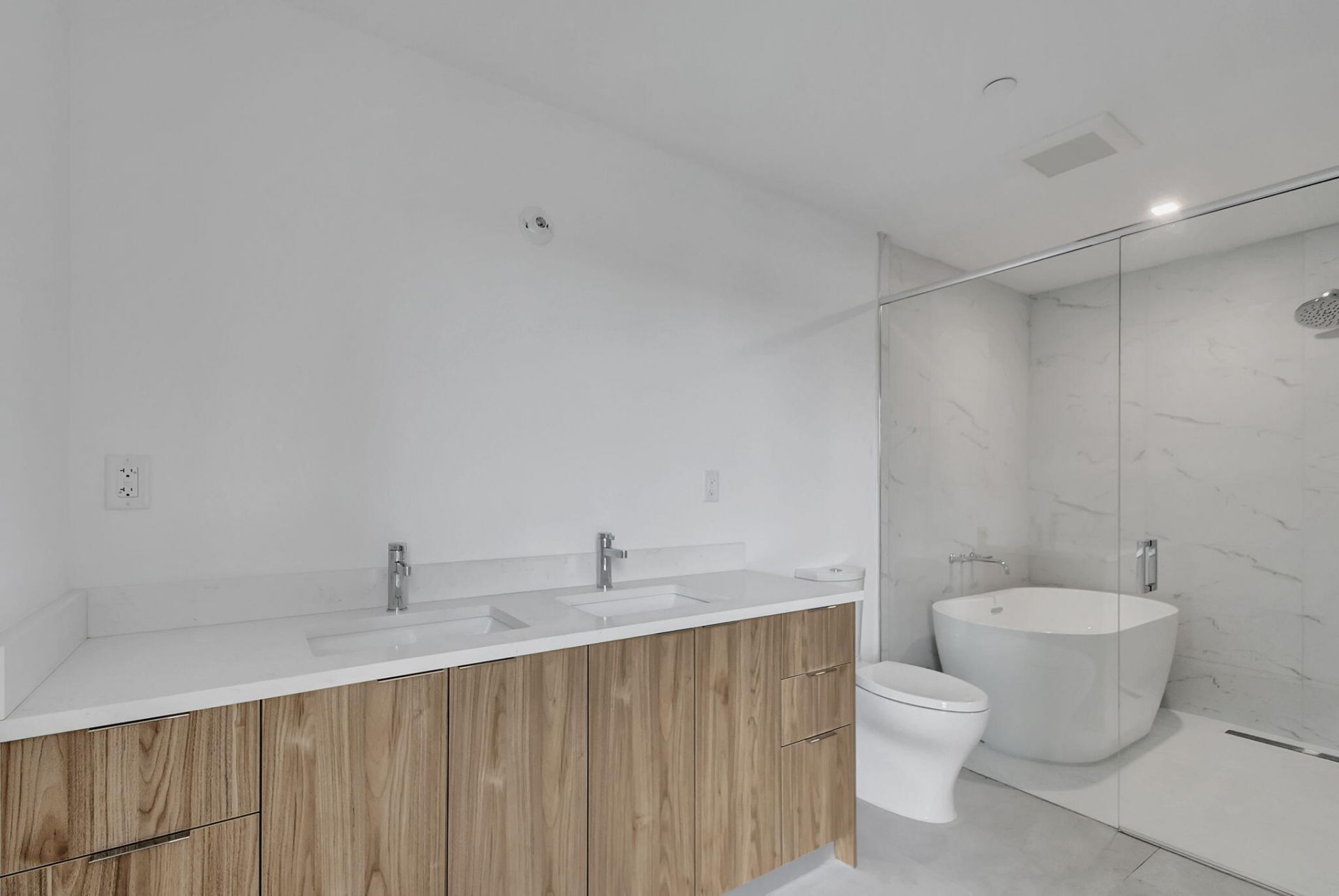 117 Lake Avenue, Unit 304, Lake Worth Beach, FL 33460 Photo