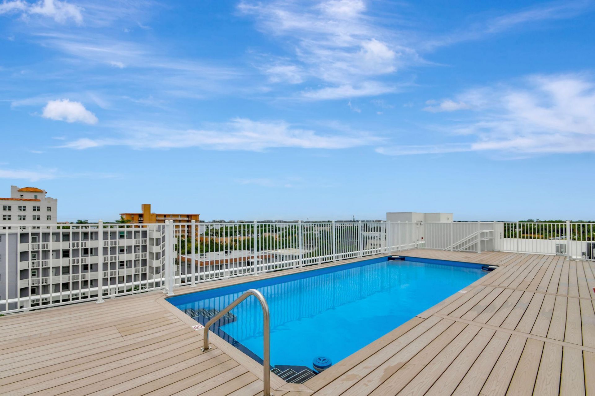 117 Lake Avenue, Unit 304, Lake Worth Beach, FL 33460 Photo
