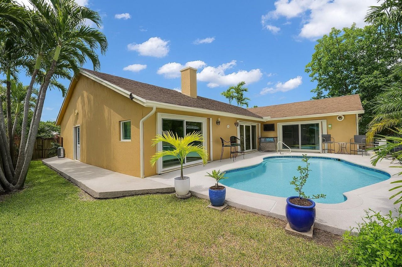 9811 NW 53rd Court, Coral Springs, FL 33076 Photo