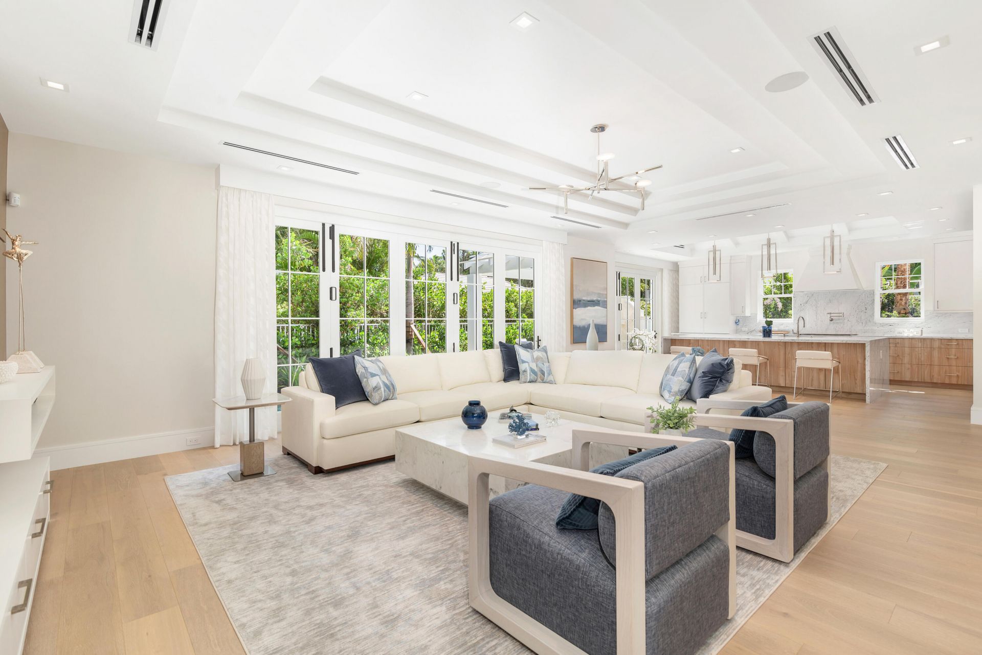 223 Monterey Road, Palm Beach, FL 33480 Photo