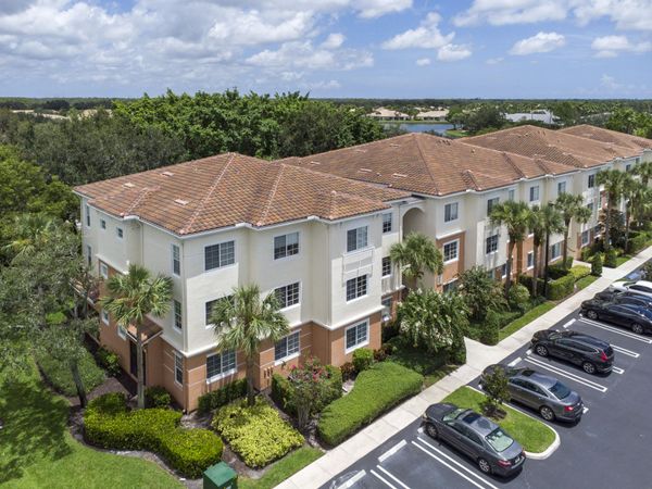 9857 Baywinds Drive, Unit 9301, West Palm Beach, FL 33411