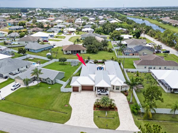 2682 SW IMPORT Drive, Port St. Lucie, FL 34987