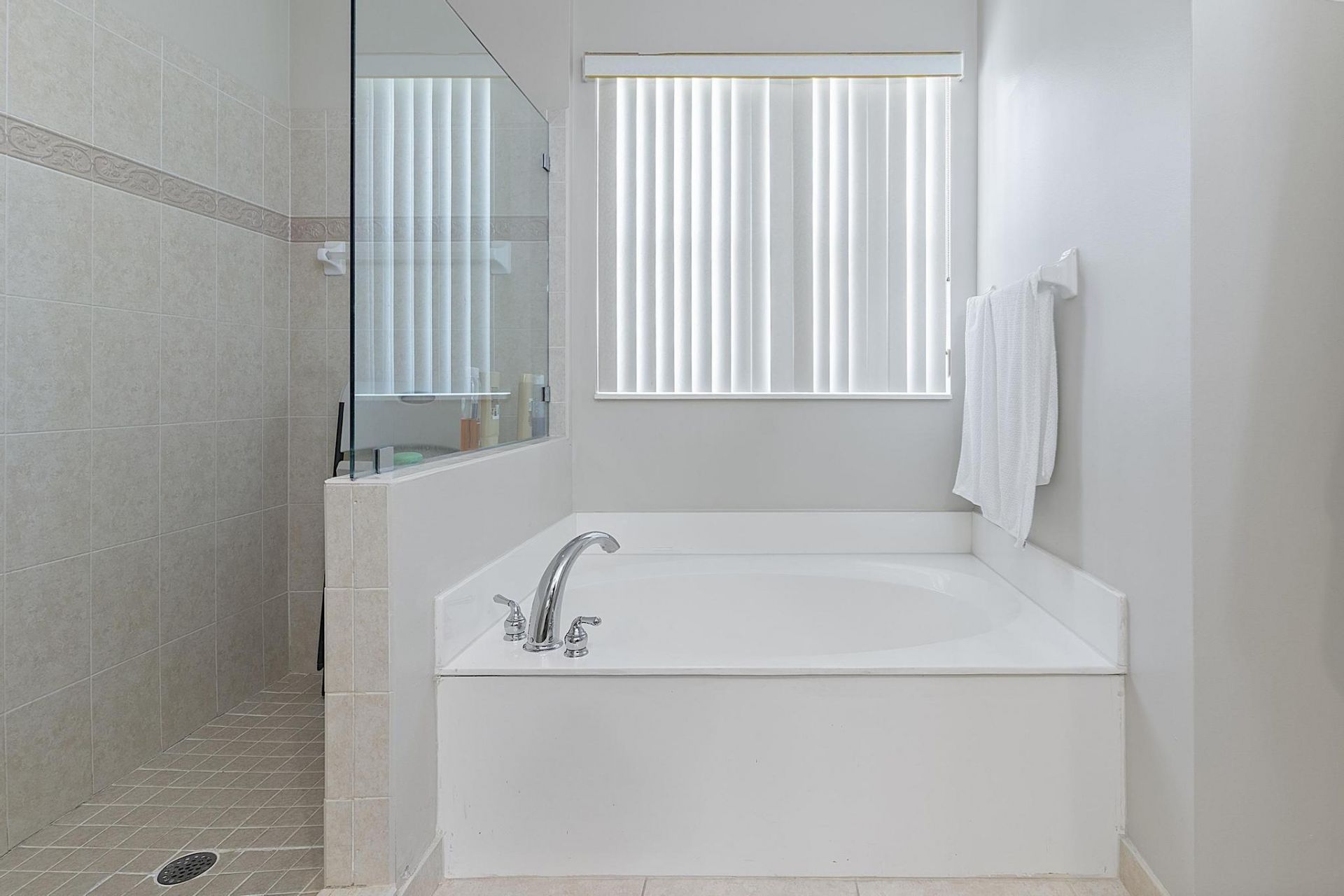 120 NW 117th Terrace, Plantation, FL 33325 Photo