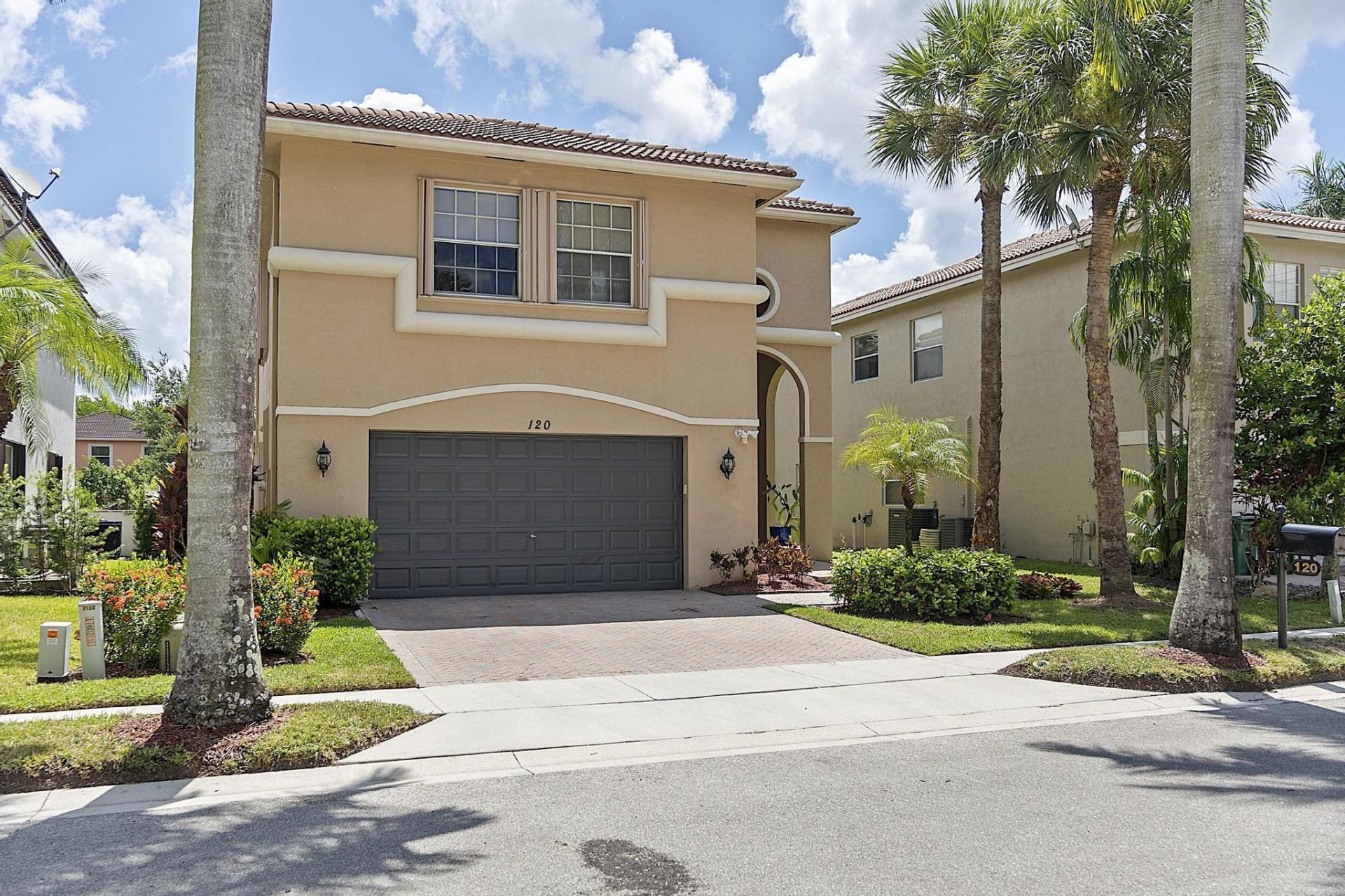 120 NW 117th Terrace, Plantation, FL 33325 Photo